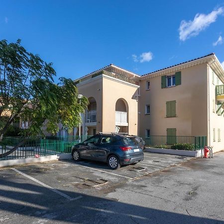 Appartement Zen Коголен Екстериор снимка